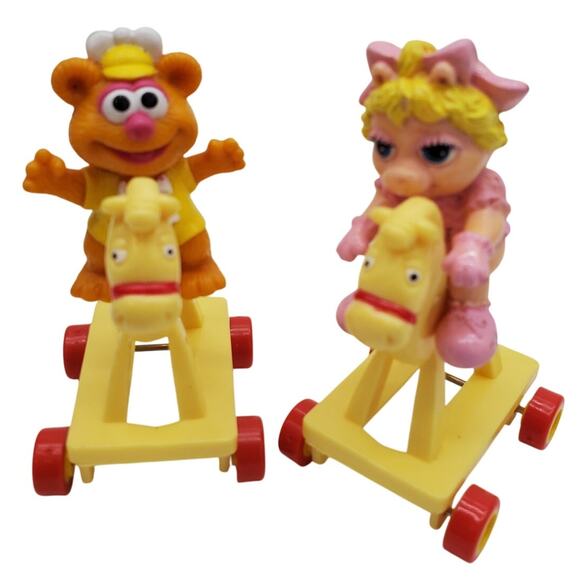 Muppet Babies Ms Piggy and Fozzy Bear Mcdonalds Happy Meal - 1986 - Picture 1 of 5